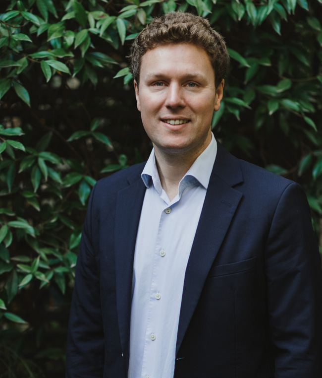 Dr Jonathan Dunne